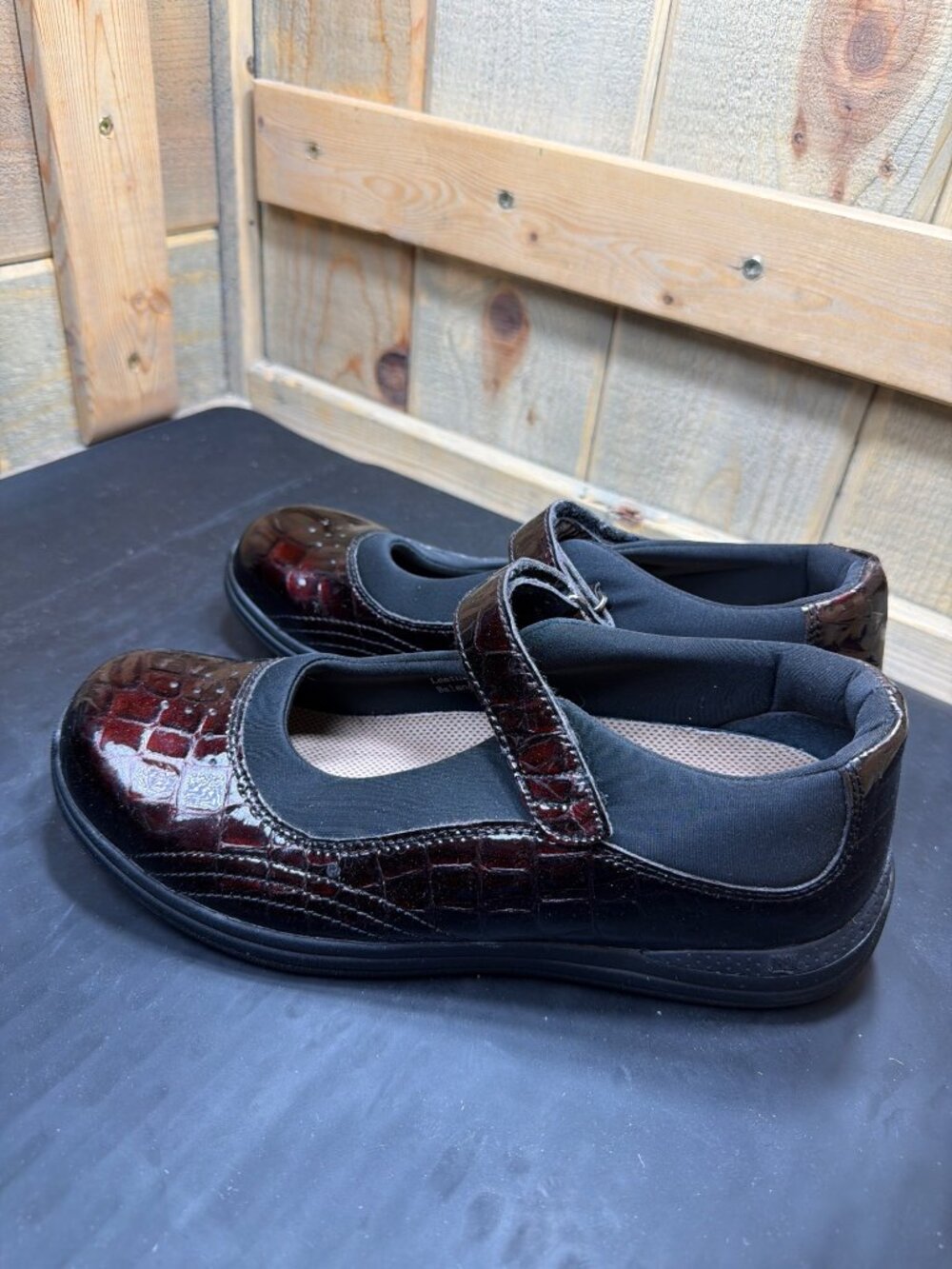 Drew Rose Black Burgundy Croc Patent Mary Jane Comfort Shoes Womens 8M - Picture 4 of 9